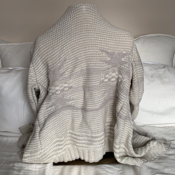 Gray Aztec Pattern Cardigan - Picture 2 of 6